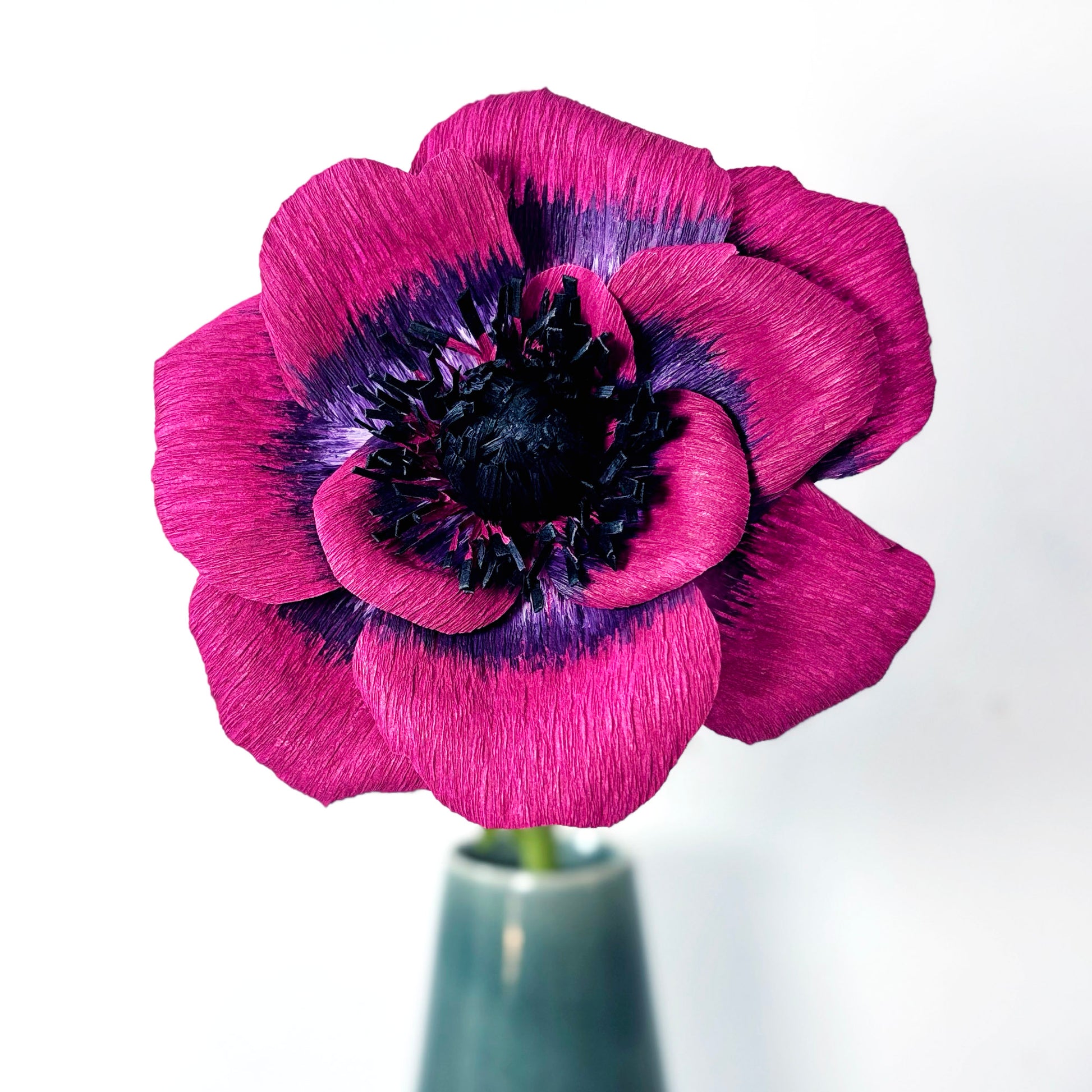 paper anemone template | free paper flower template | crepe paper flowers | free flower templates | crepe paper anemone tutorial