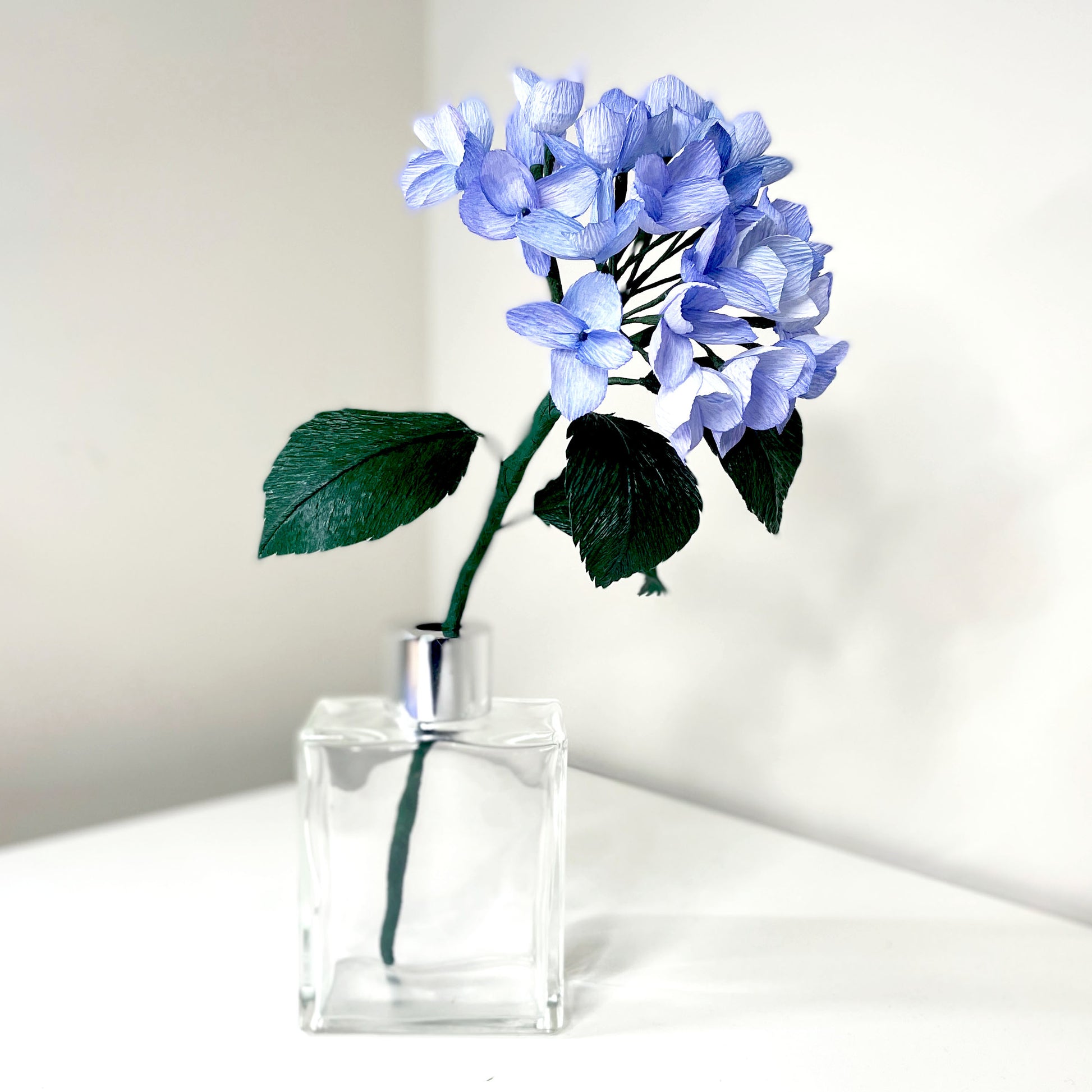 paper hydrangea tutorial | crepe paper hydrangea template | paper flower tutorial | diy paper flowers