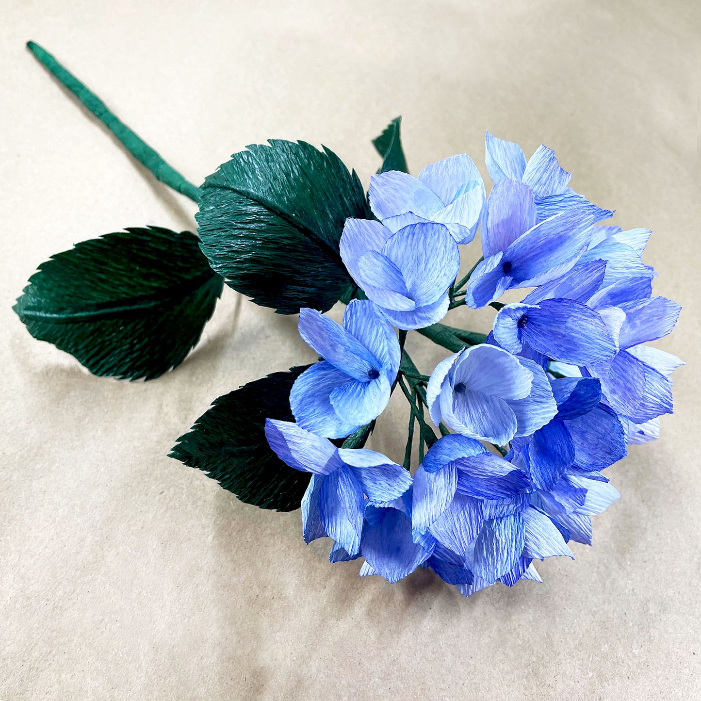 paper hydrangea tutorial | crepe paper hydrangea template | paper flower tutorial | diy paper flowers